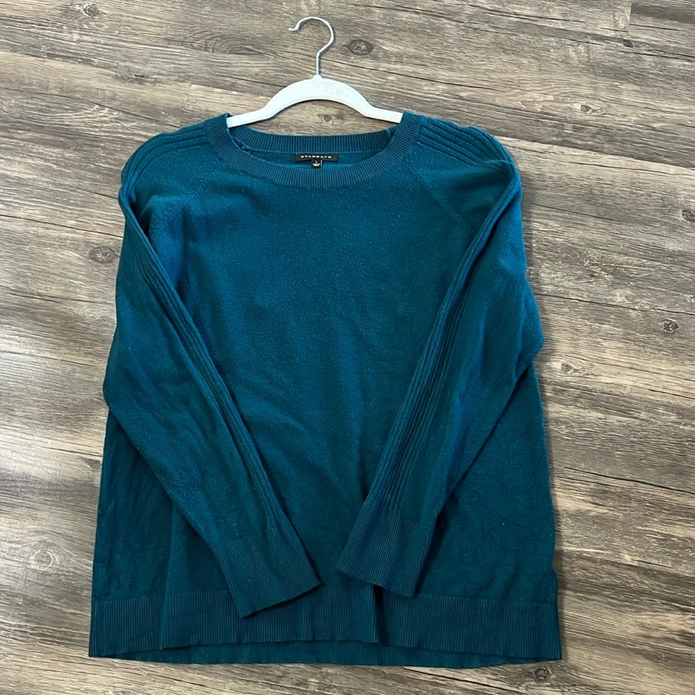 Large Staccato Crewneck Sweater GUC